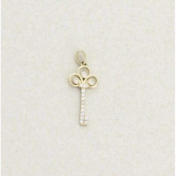 Pendant Only 10k Yellow Gold Cubic Zirconia Key Pendant - Picture 4 of 6